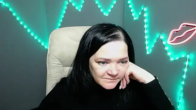 LauraFinn's Live XXX Chat