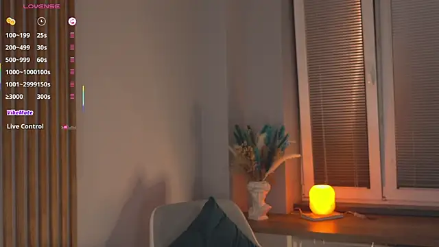 OssieCrews' Live XXX Chat