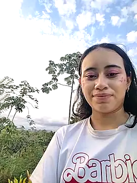 l0lita_emi Webcamshow