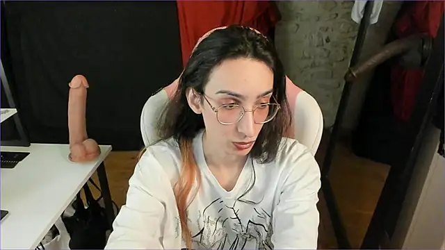 Mayala__: онлайн-секс-чат