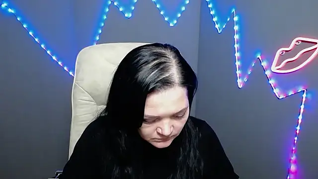 LauraFinn 라이브 XXX 채팅