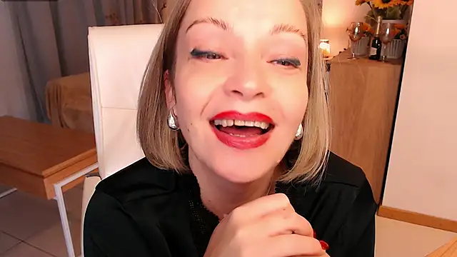 Tilly_EliotのライブXXXチャット