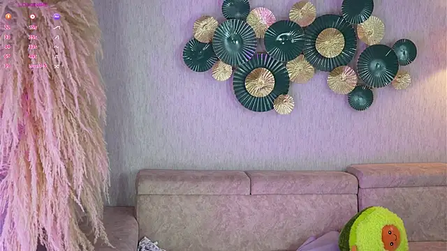 laraa_jeean élő XXX-chatje