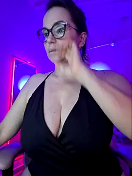 MariaPau_83 Live XXX-Chat