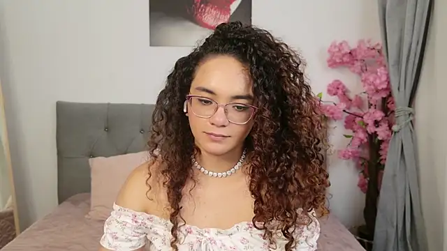 Taylor_Tina: вебкам-шоу