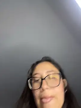 LyaRoseのライブXXXチャット