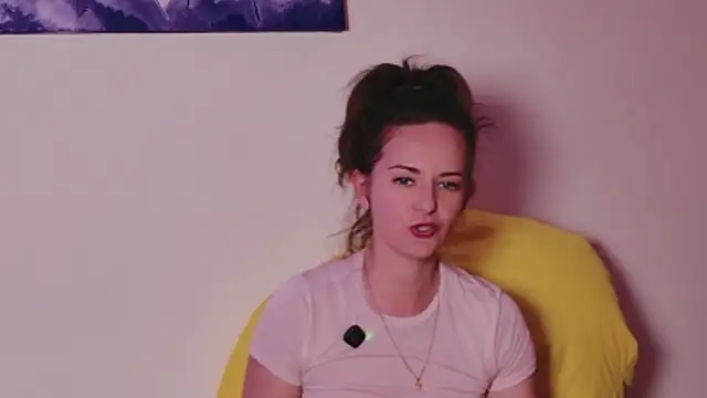 Sembang XXX Secara Langsung Witch_in_Velvet