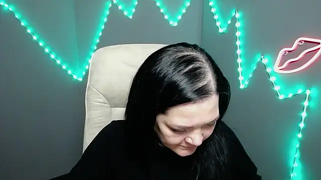 XXX chat uživo modela LauraFinn