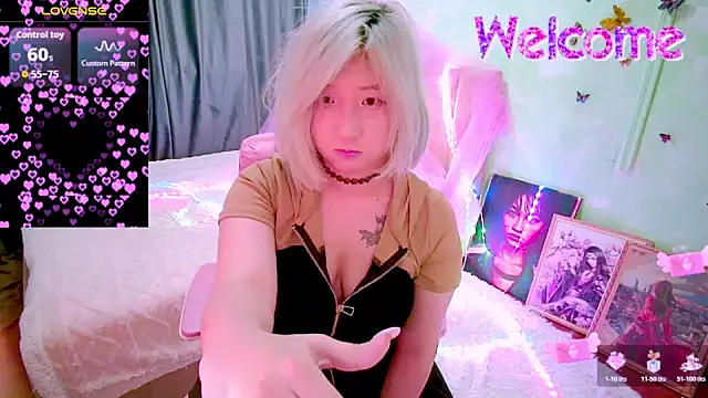 Akemilun Live XXX-Chat