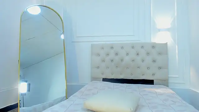 lola_red95 Chat XXX in diretta