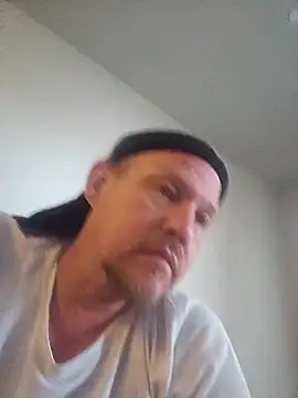 yourMasterisBored webkamerás műsora