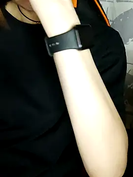 Aashikalaa's Live XXX Chat