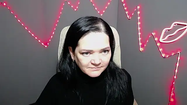 LauraFinn's Live XXX Chat