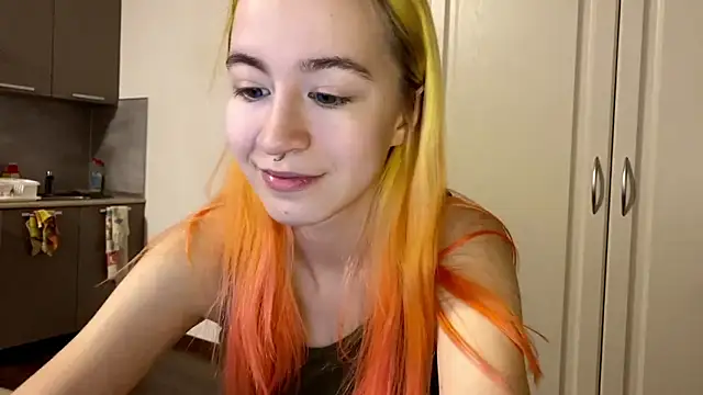 EmilyHein: онлайн-секс-чат