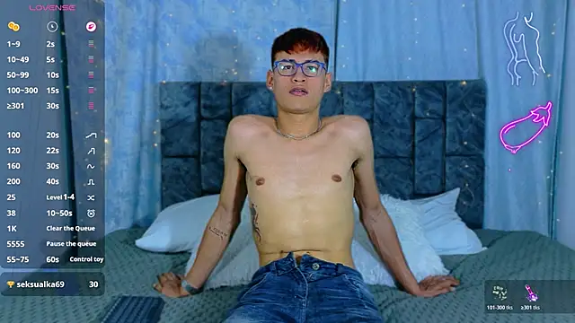 NicolasTorrez 即時 XXX 聊天