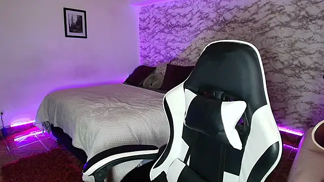 Camila_IRoose's Live XXX Chat