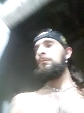 hairy_mannn live XXX chat