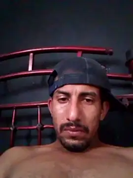 Tu_ChicoMalo22CM: онлайн-секс-чат