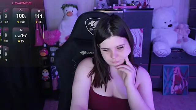 دردشة AmyVibess الجنسية المباشرة