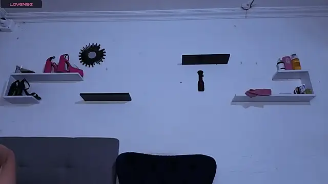 XXX chat uživo modela alissonandamy