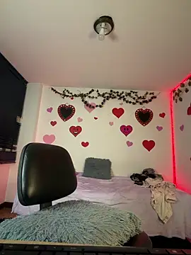 MaleiSummer Show in webcam