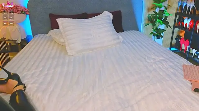 دردشة Kira_from_UA الجنسية المباشرة