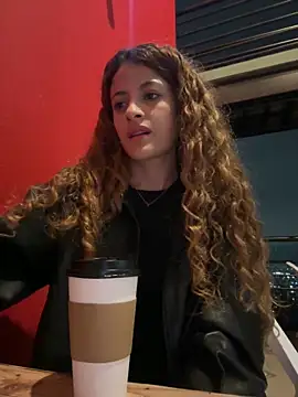 alana15 라이브 XXX 채팅