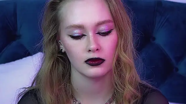 AgataFoxley élő XXX-chatje