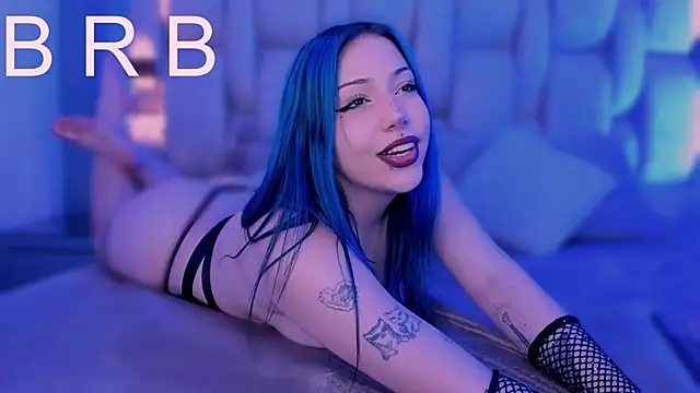 revenmiller_ Adlı Modelin Canlı XXX Sohbeti