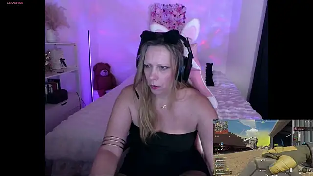 Živý XXX chat ArchangelTheFrancaise