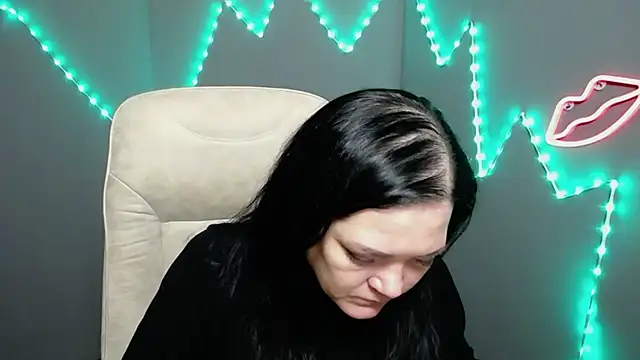 LauraFinn's Live XXX Chat