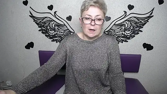 แชท XXX สดของ EmiliaGree