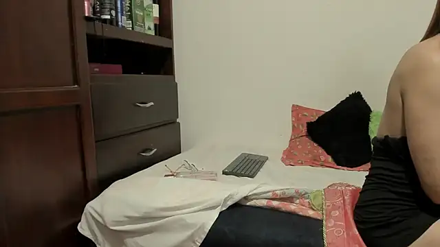 แชท XXX สดของ Luciana0202