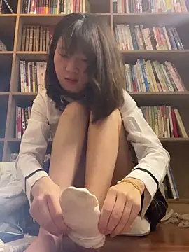 littleqiu Chat XXX in diretta