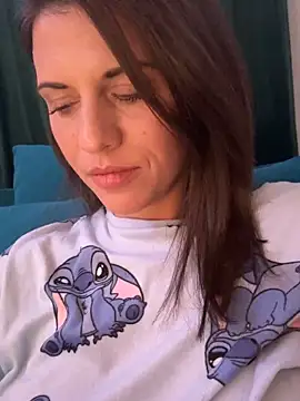 Živý XXX chat ScarlettNoirr