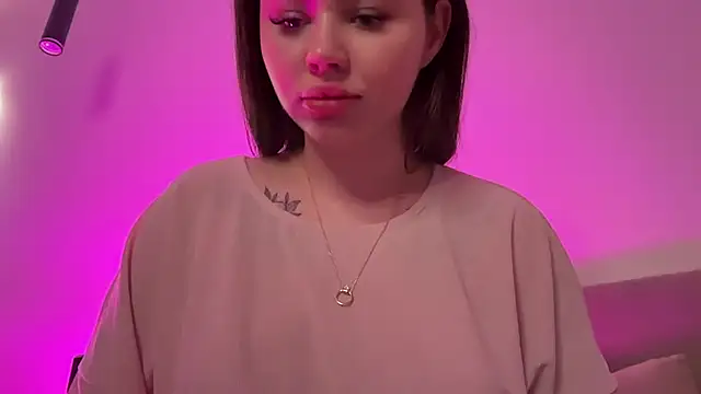 AlmaryKim's Live XXX Chat