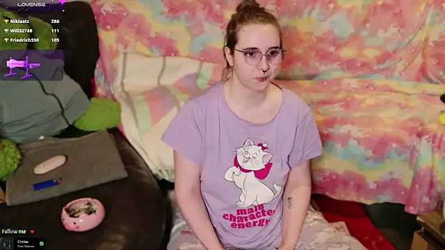 GamerGirl_Eve: онлайн-секс-чат