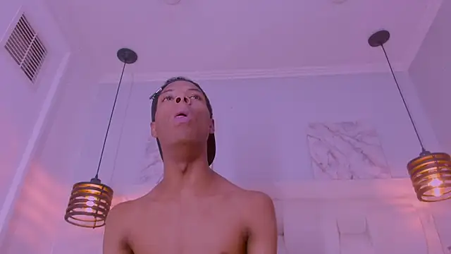 Вебкам-шоу Santiago_Ortiz_