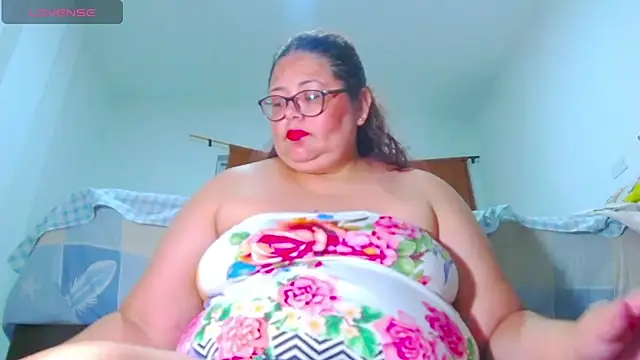 ashelymalefica live XXX chat