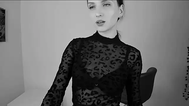 Ariadna_Shy's Live XXX Chat