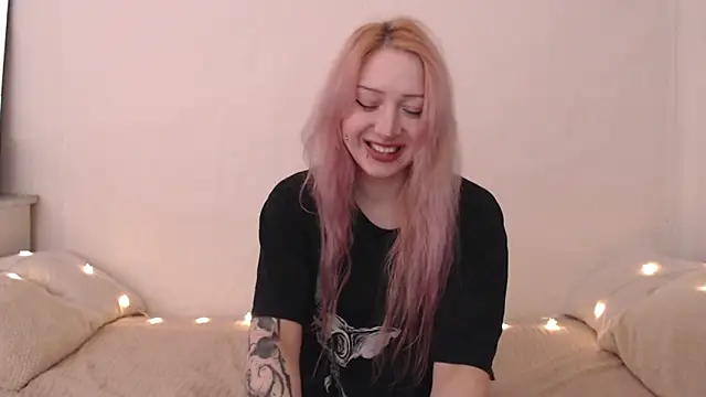 Emily_hardcore live XXX chat