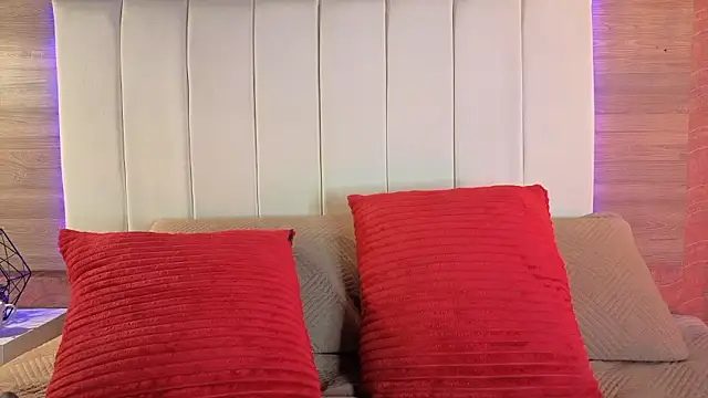 AgnesIvanova live XXX chat