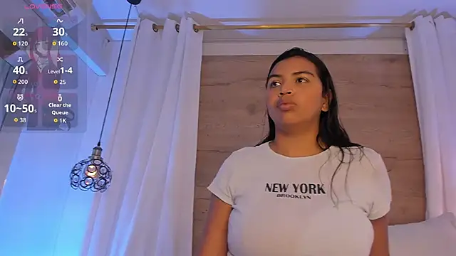 แชท XXX สดของ Artemisa08