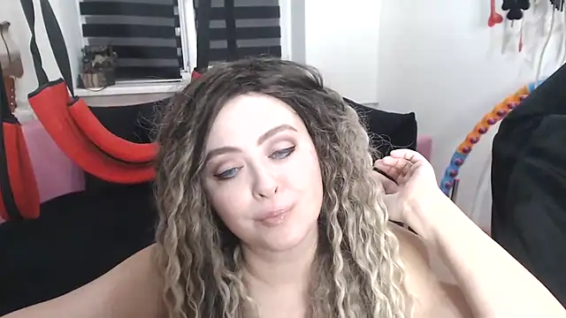 MISSwithDOLLS live XXX chat