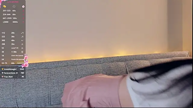 Chat +18 de MirnaTellado ao vivo