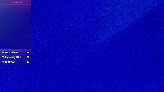 DoMeDoggyNowのライブXXXチャット