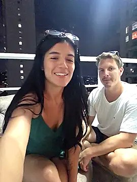 Siempre-locos69's Live XXX Chat