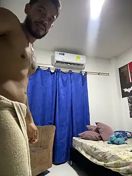 XXX chat uživo modela Kenny_romano