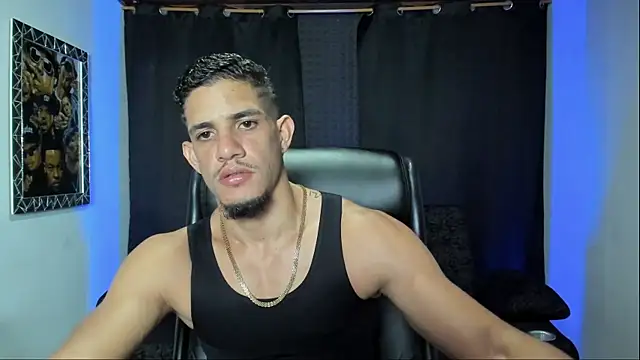 XXX chat uživo modela jhonnysnow17