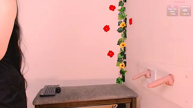 sexikoral's Live XXX Chat